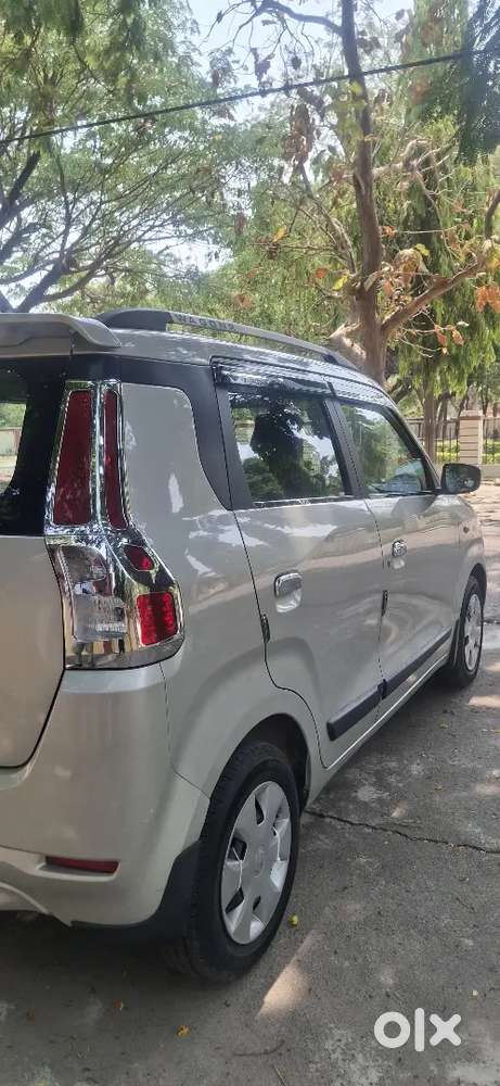 Urjent Sale Zxi Top End 2key Avleble Gd Codtion Silver Silky Metalick