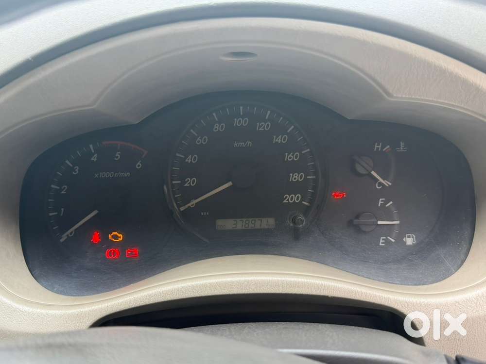 Toyota Innova Diesel 2014