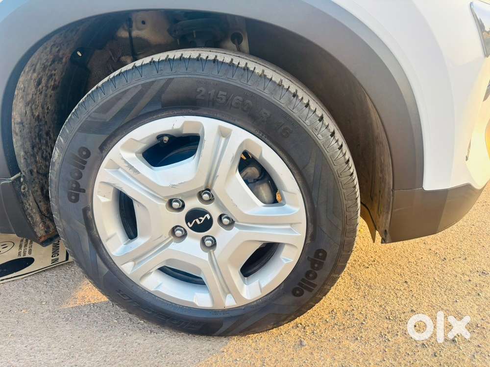 Kia Sonet 2023 White Manual Diesel 1st Owner Excellent Condition