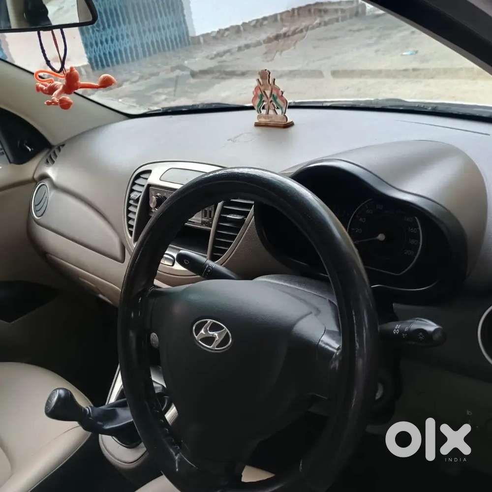 Hyundai  2016