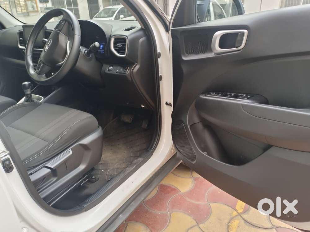 Hyundai Venue Sx Plus Turbo Dct, 2019, Petrol
