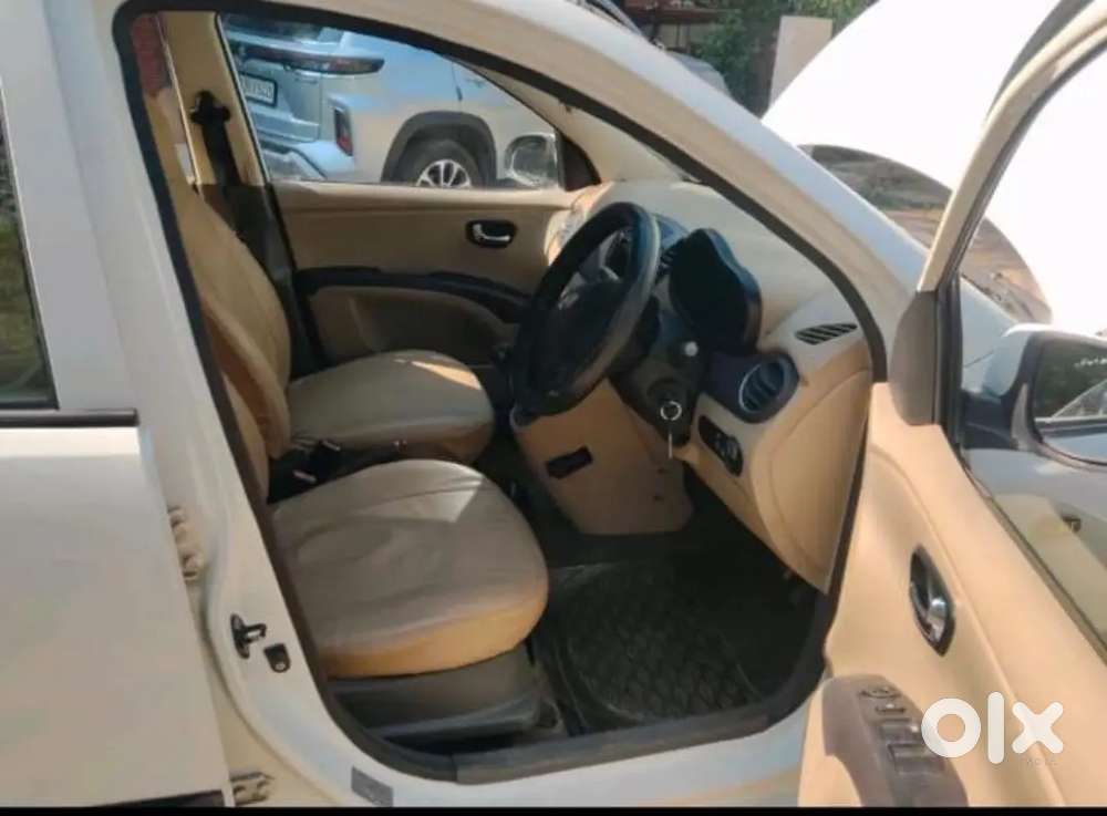 Hyundai I10 2011 Cng & Hybrids Good Condition