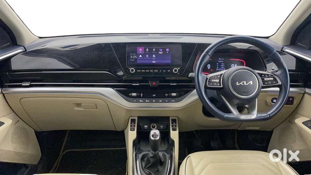 Kia Carens 1.4 Luxury Plus Dct 7 Str, 2022, Petrol