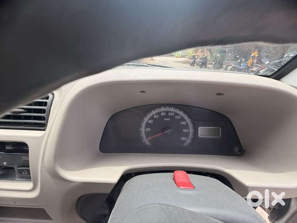 Maruti Suzuki Eeco 5 Str Ac (o), 2017, Petrol