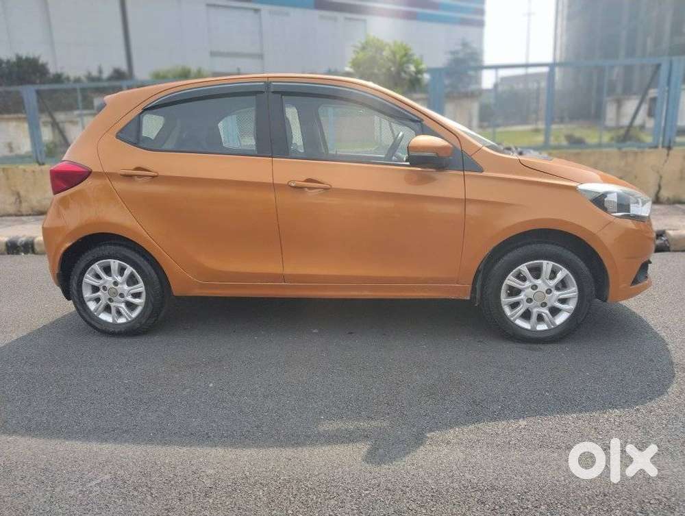 Tata Tiago Xz, 2016, Petrol