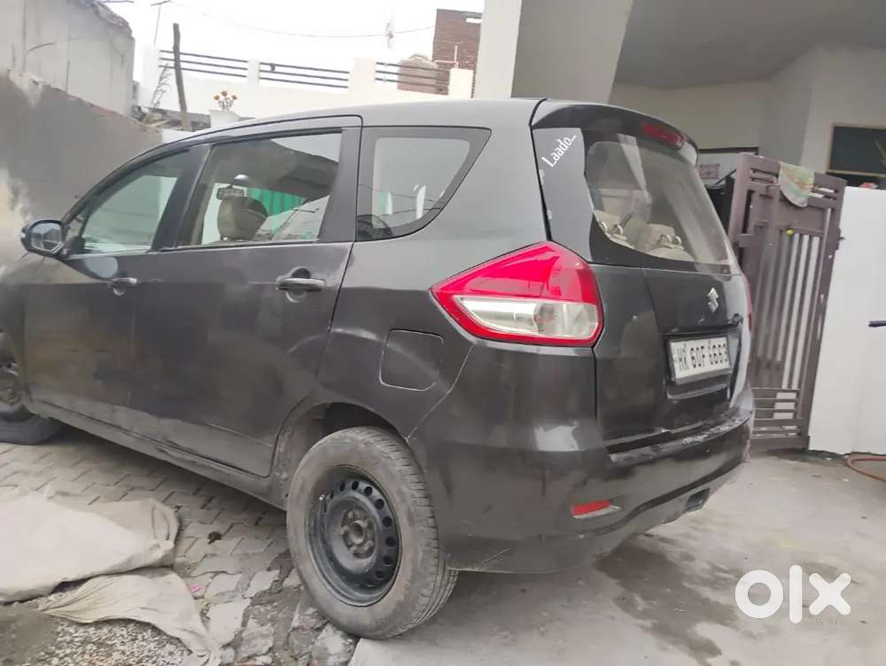 Maruti Suzuki Ertiga 2015 Diesel 210500 Km Driven