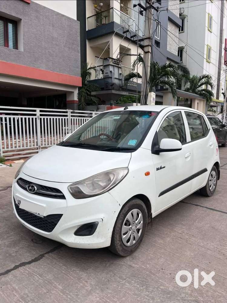 Hyundai I10 Sportz 1.1 Lpg, 2012, Petrol