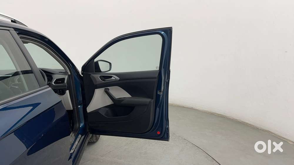Volkswagen Taigun 1.0 Tsi Highline At, 2024, Petrol