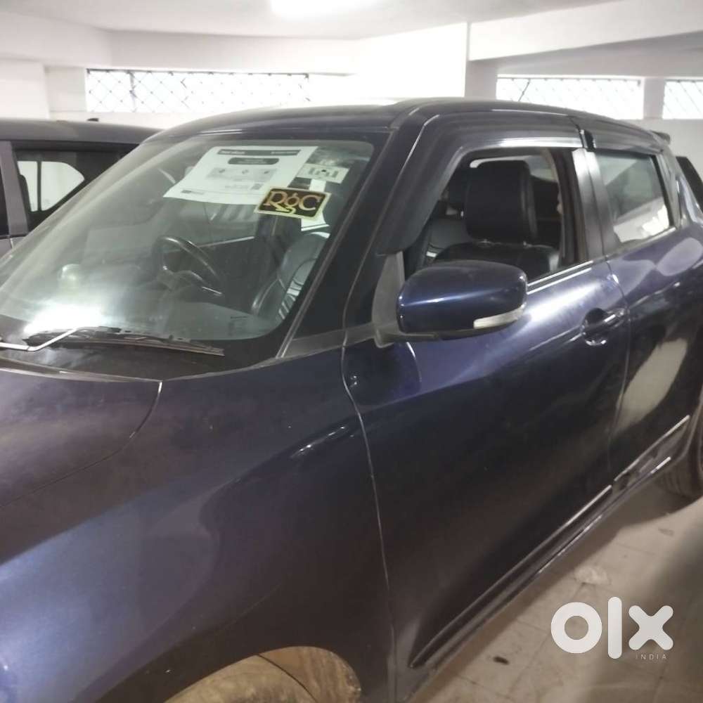 Maruti Suzuki Swift 1.3 Zxi, 2020, Petrol