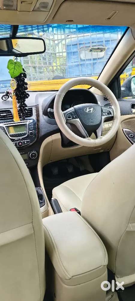 Hyundai New Verna 2012