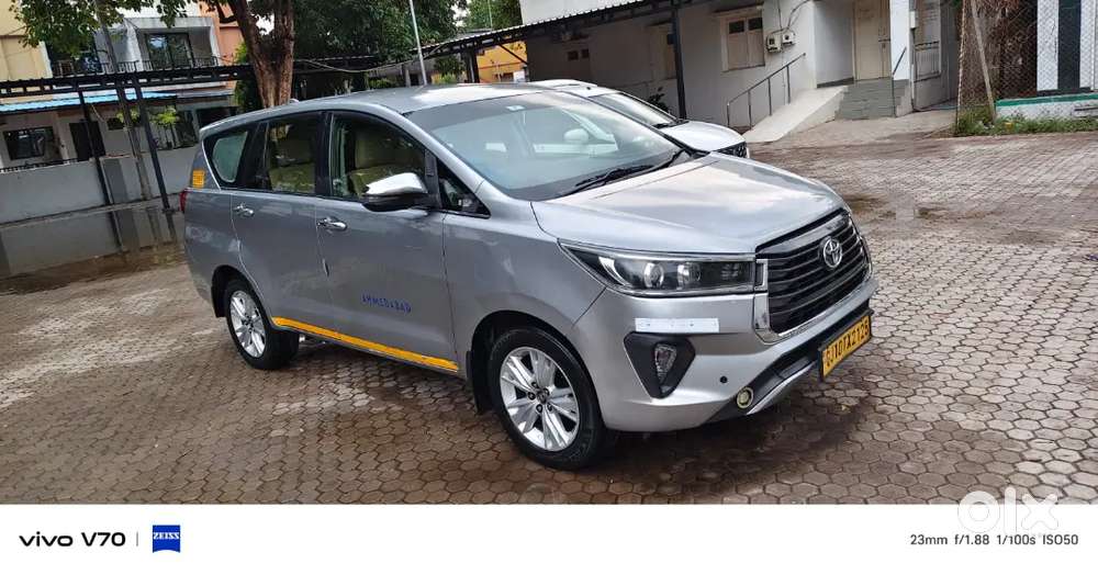 Toyota Innova Crysta 2019 Diesel 180000 Km Driven