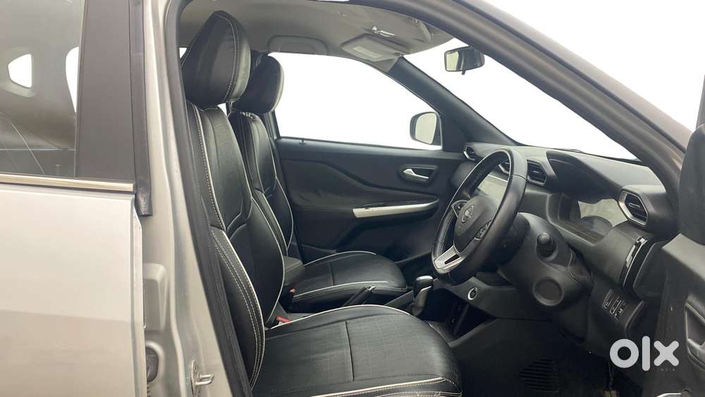 Nissan Magnite 1.0 Xv Premium Turbo Cvt, 2021, Petrol
