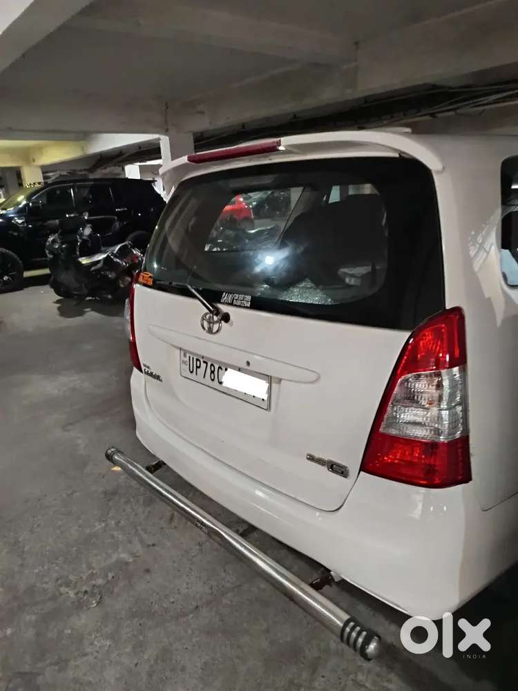 Toyota Innova 2011 Diesel Well Maintained