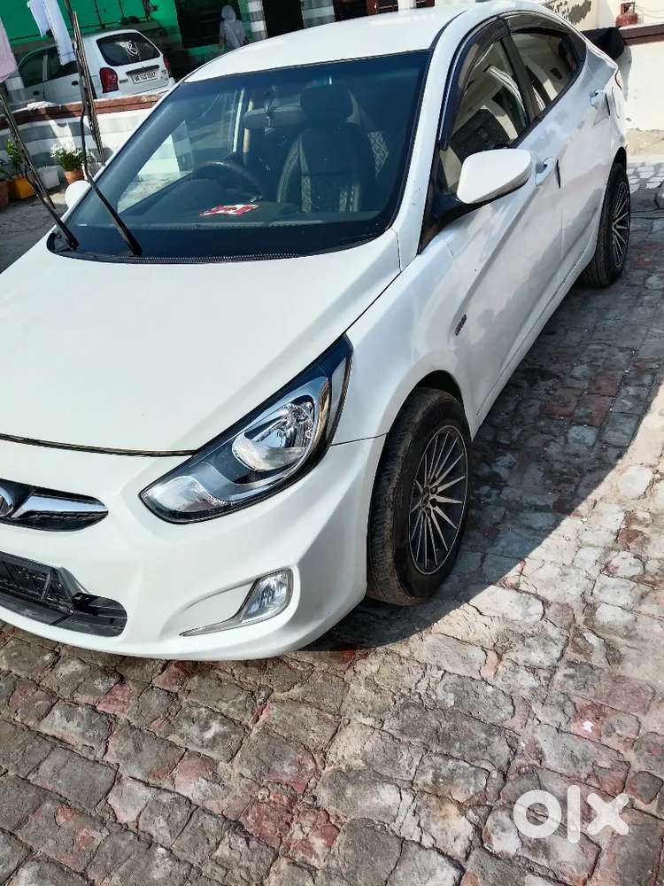 Hyundai Verna 1.6 Sx 2011