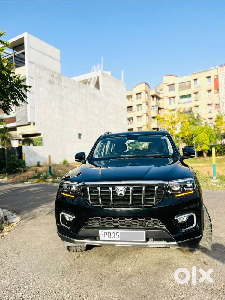 Mahindra Scorpio-n 2.2 Z8 L Diesel At 7 Str, 2022, Diesel