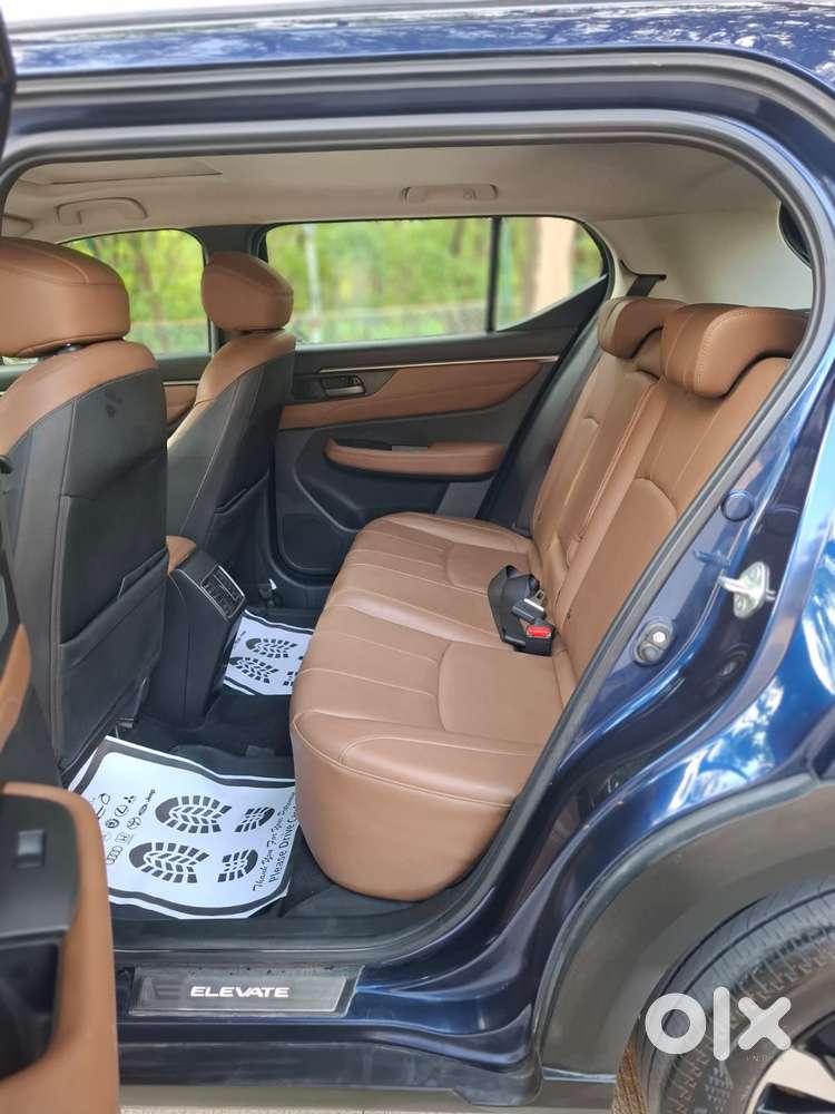 Honda Elevate Zx Cvt, 2023, Petrol