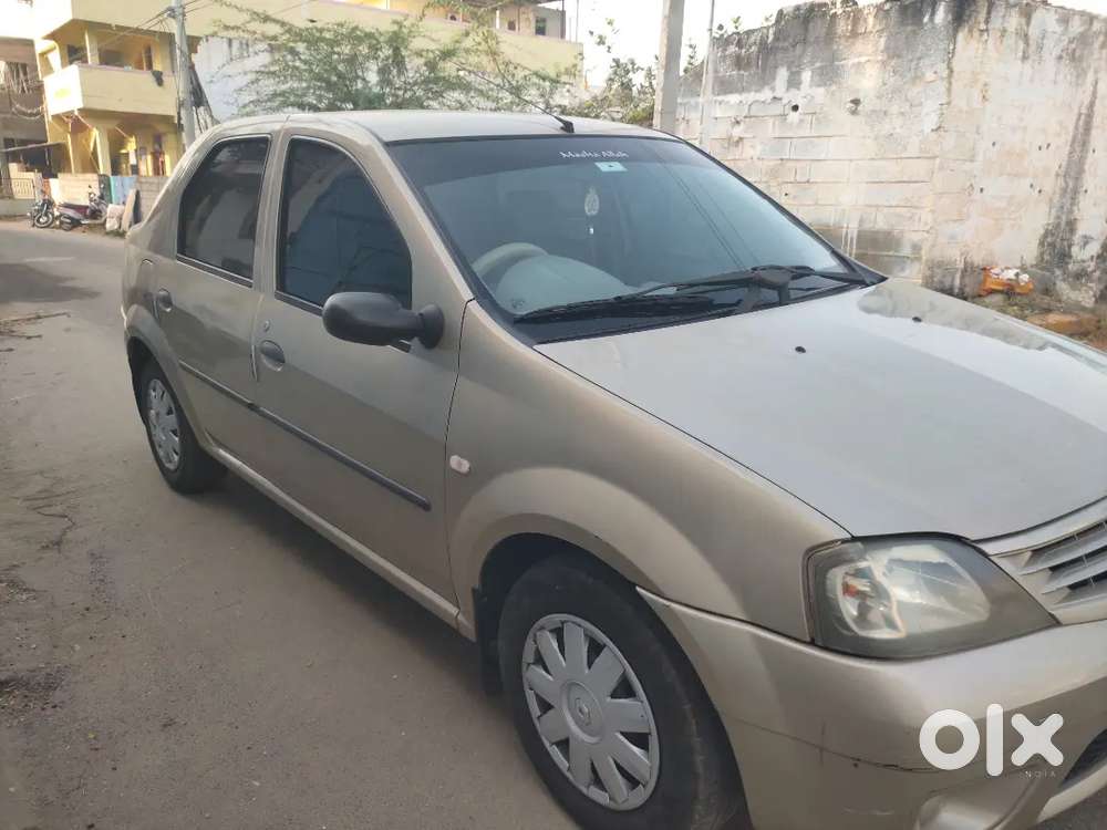 Mahindra Renault Logan 2008