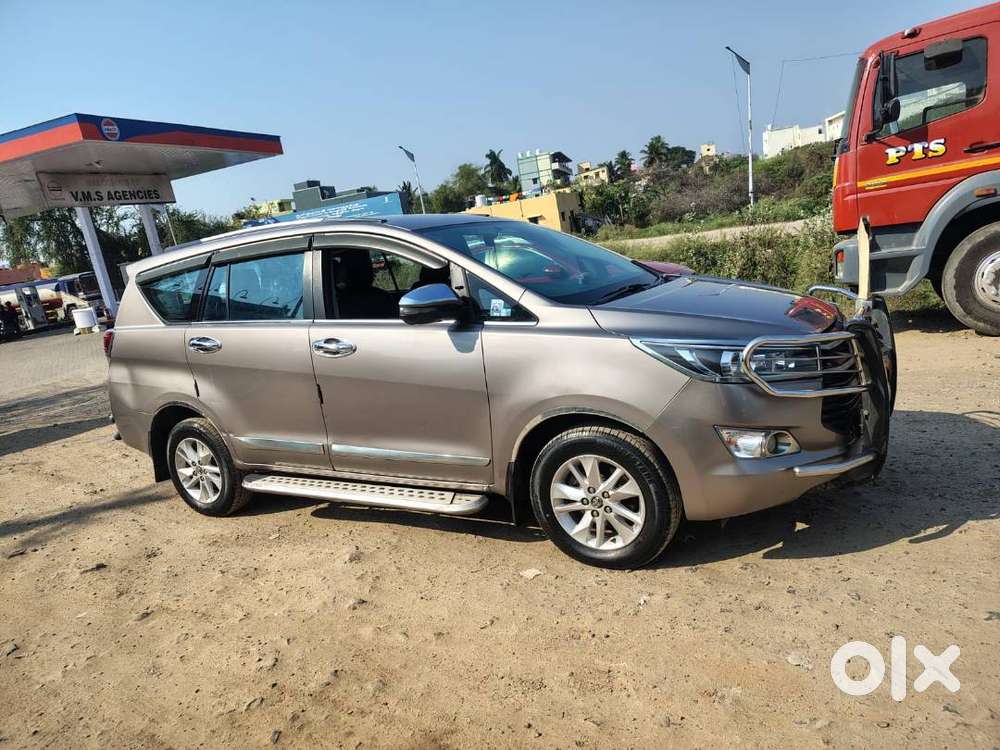 Toyota Innova Crysta 2018 Diesel 2.4 Gx Mt