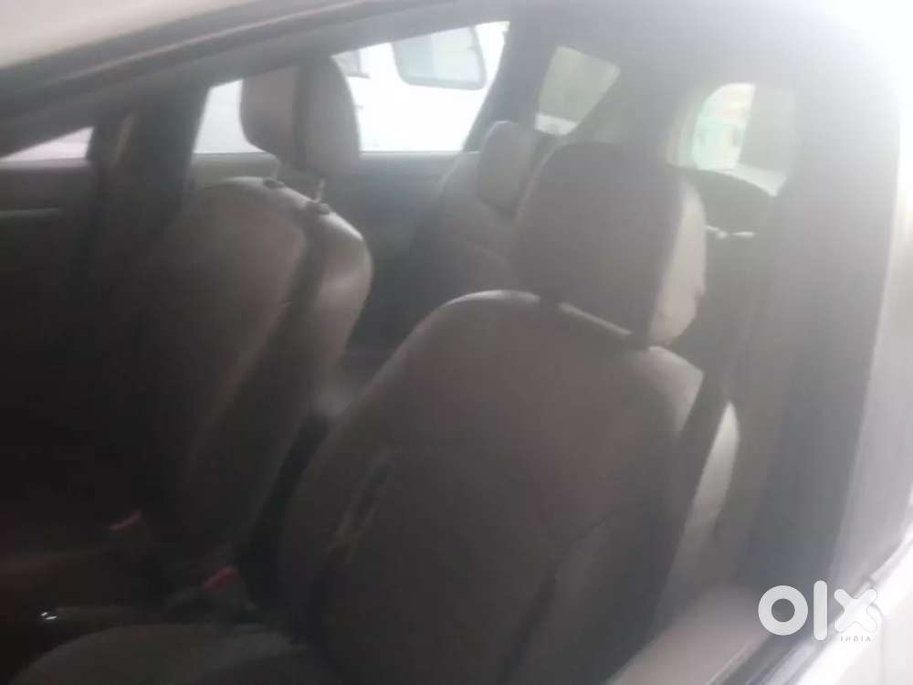 Maruti Suzuki Ertiga 2014 Petrol And Cng Company140000 Km Driven