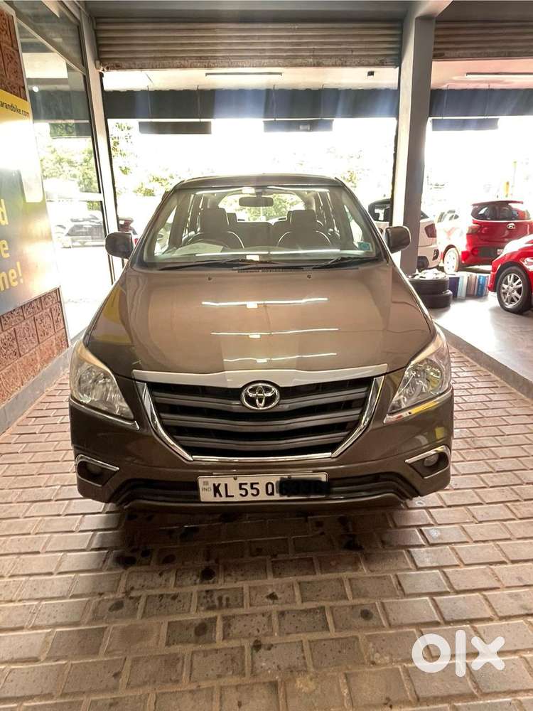 Toyota Innova 2.5 G (diesel) 8 Seater, 2014, Diesel
