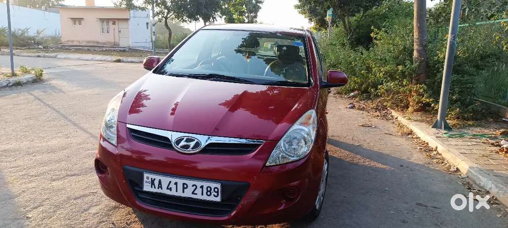 Hyundai New I20 2011 Petrol 33000 Km Driven