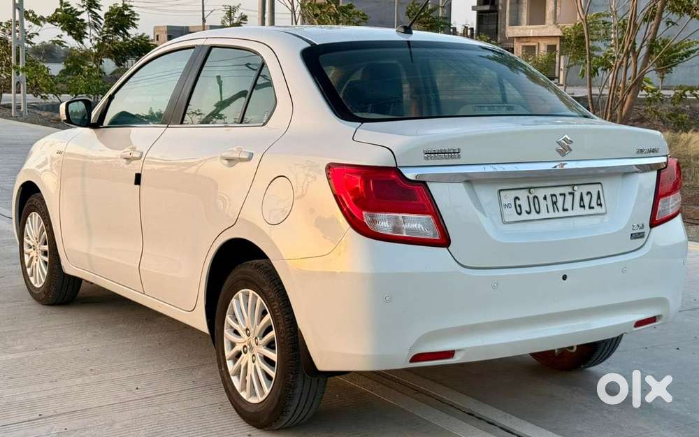 Maruti Suzuki Swift Dzire Amt Zxi, 2017, Petrol