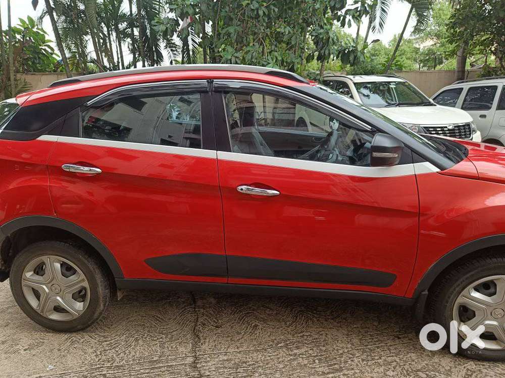 Tata Nexon 1.2 Revotron Xm (s), 2020, Petrol