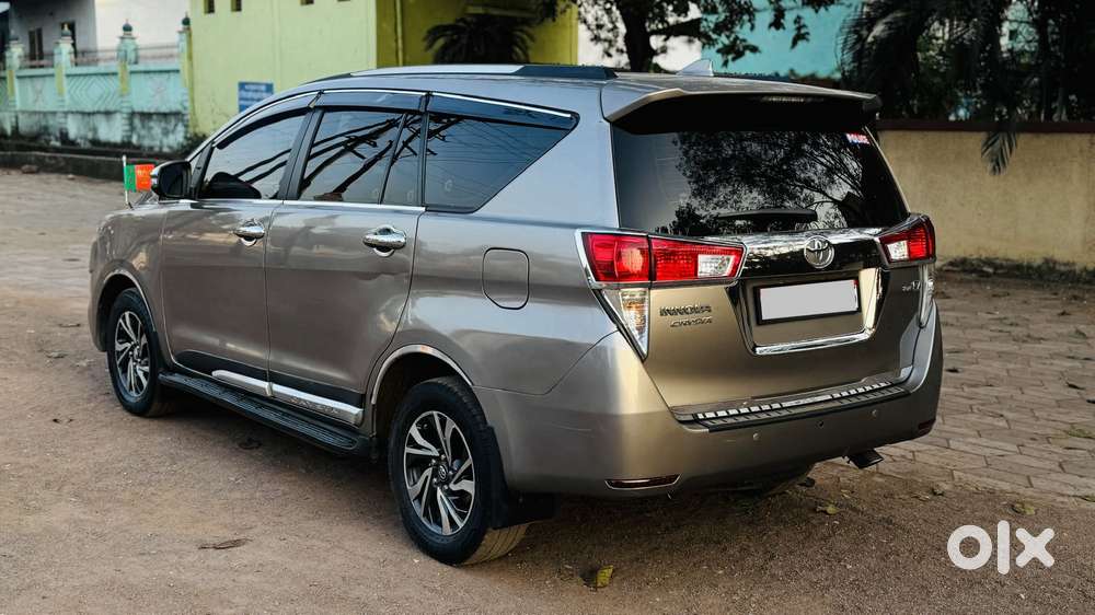 Toyota Innova Crysta 2.4 Gx Limited Edition 8 Str, 2018, Diesel