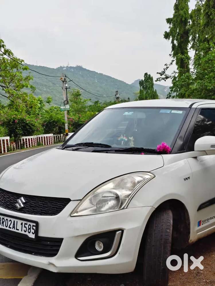 Maruti Suzuki Swift Vxi 2018