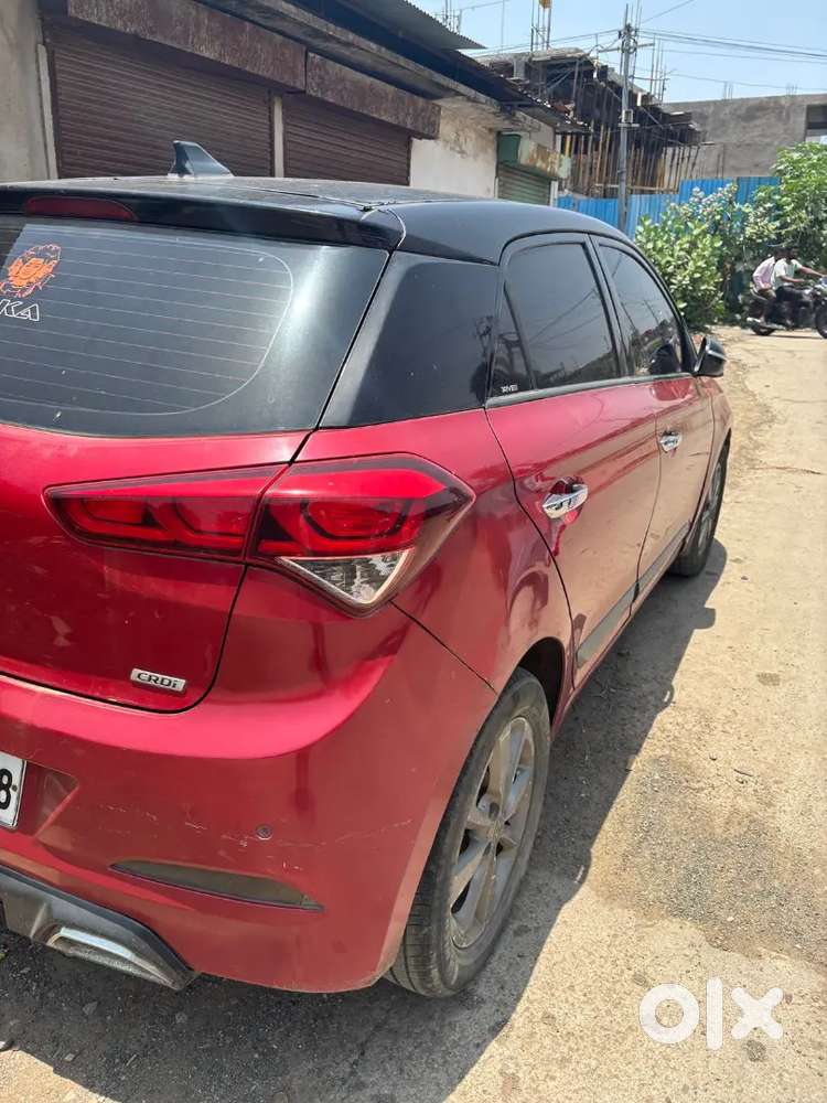 Hyundai I20 2014 Diesel 160000 Km Driven Well Maintained Top End