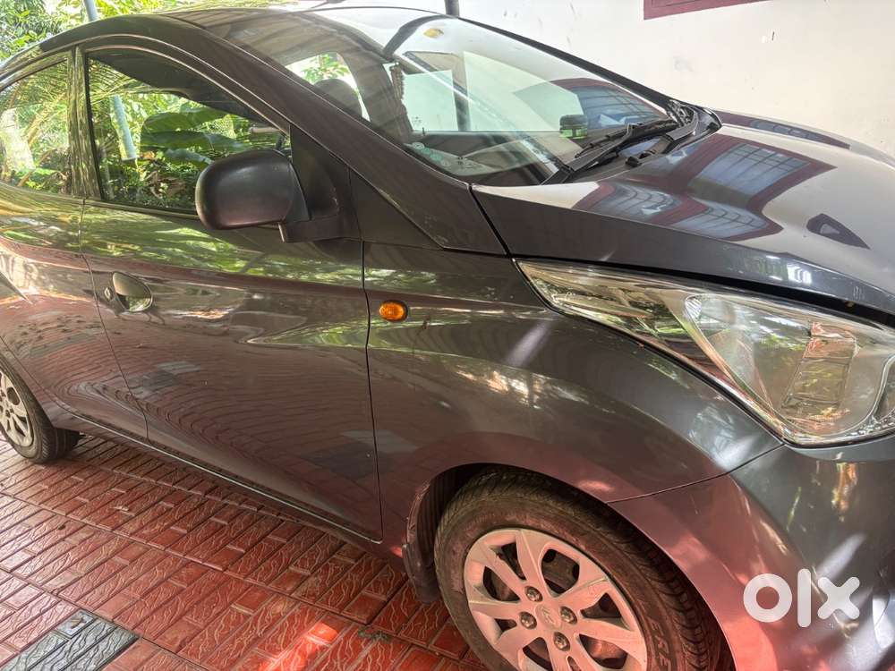 Less Driven Hyundai Eon Magna + Bsiv