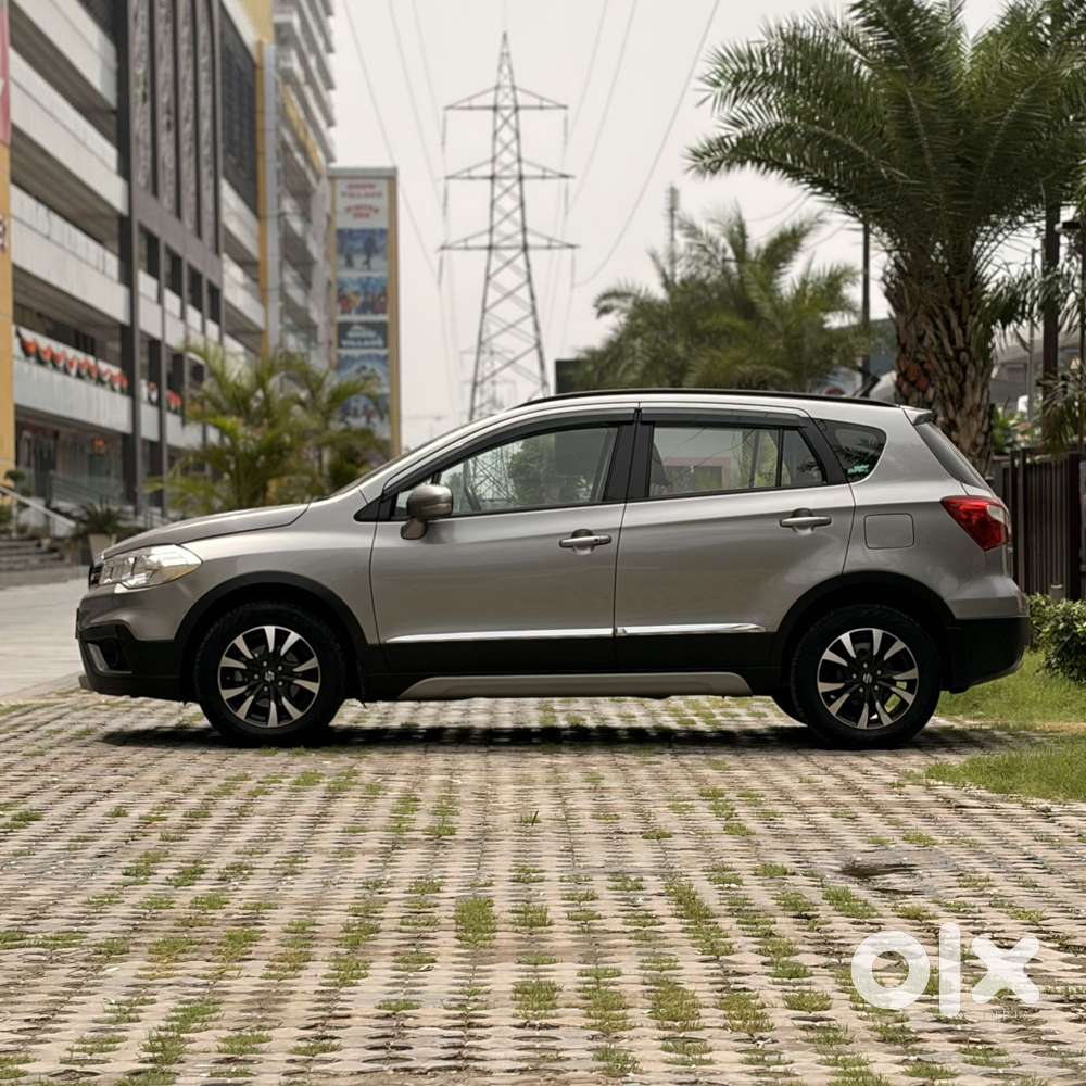 Maruti Suzuki S-cross 1.5 Alpha, 2022, Petrol