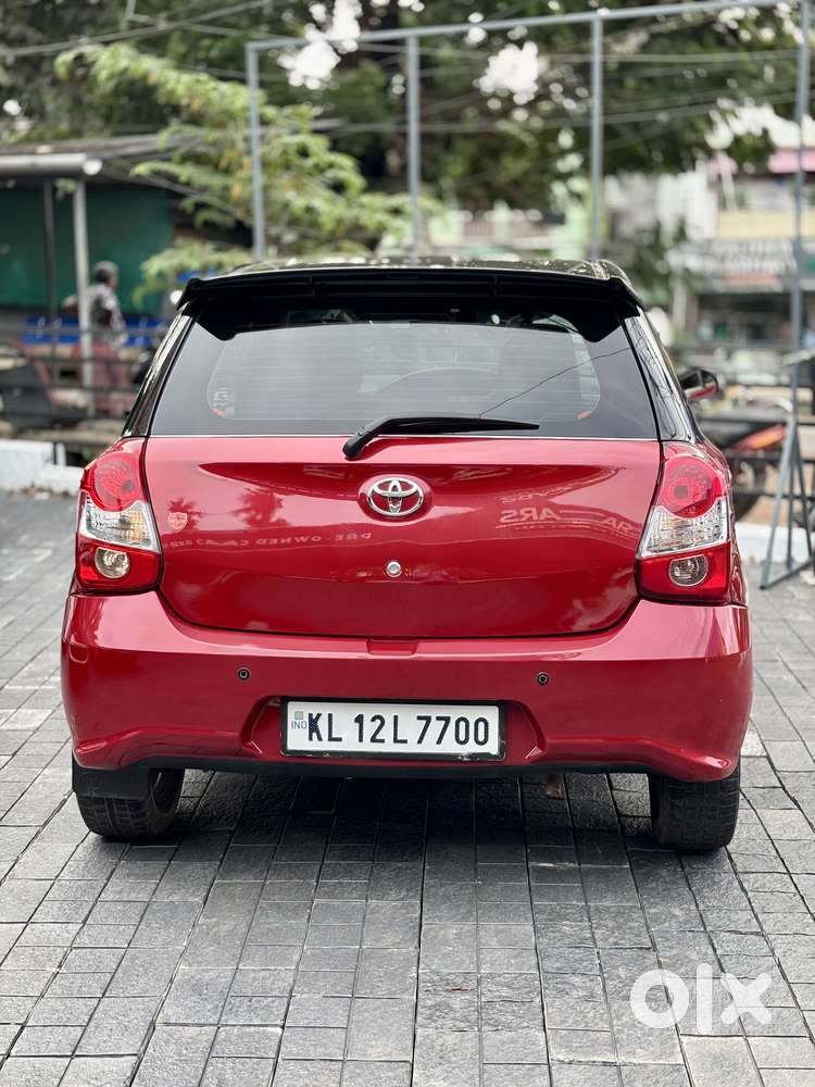 Toyota Etios Liva Vd Dual Tone, 2017, Diesel