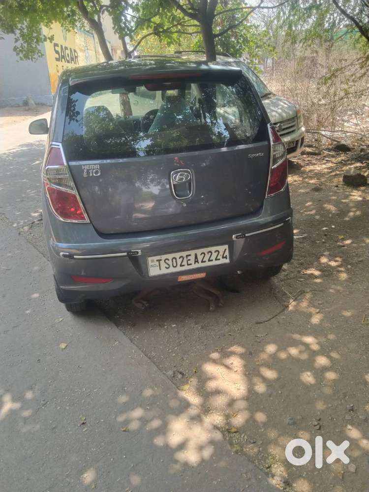 Maker: Hyundai Motor India Ltd Model: I10 Blue