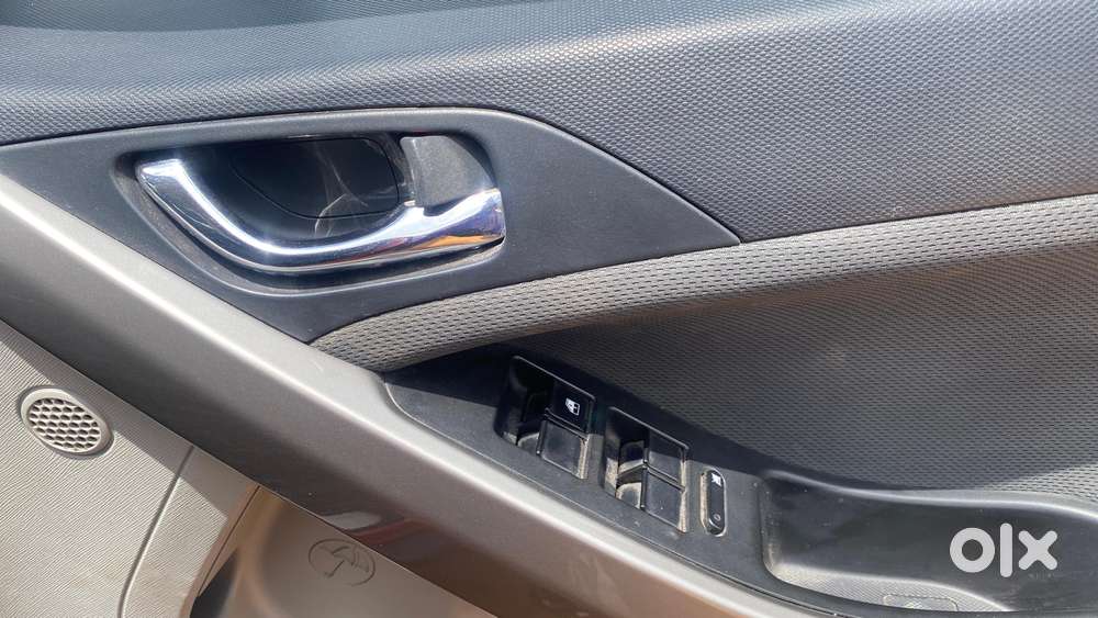 Tata Nexon 1.2 Revotron Xza Plus, 2019, Petrol