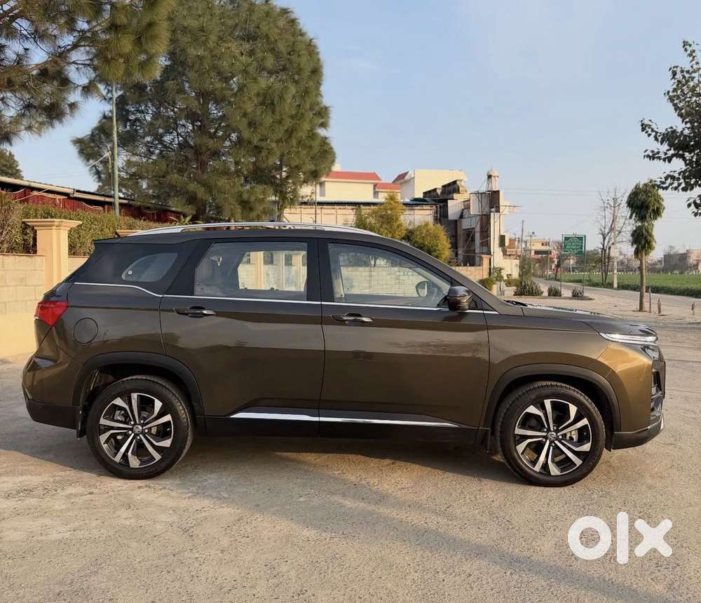 MG Hector Plus Sharp Pro 2.0 Turbo Diesel 7 STR, 2023, Diesel