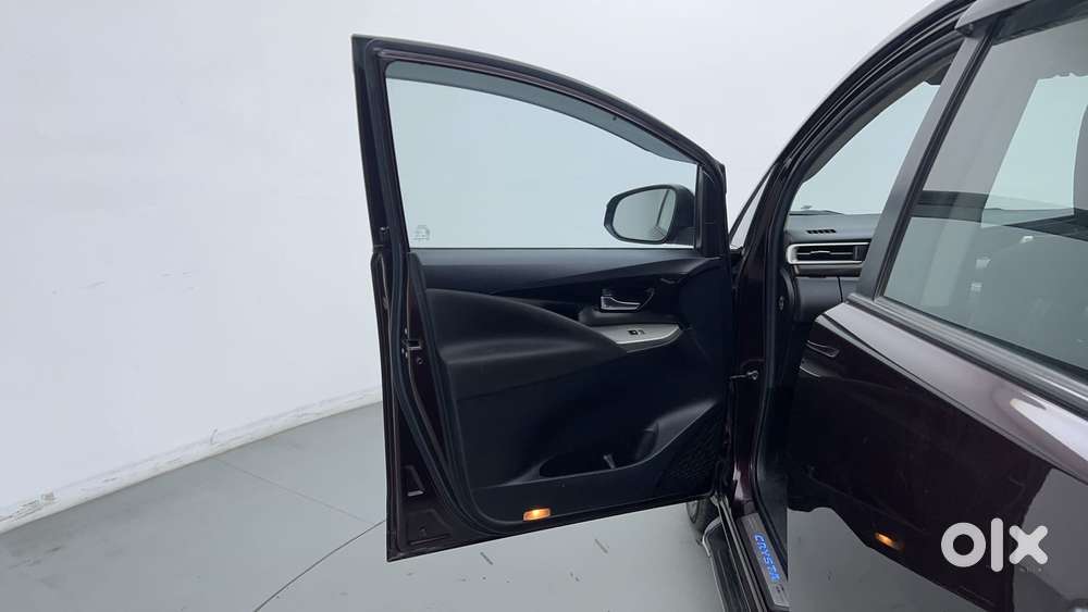 Toyota Innova Crysta [2020-ongoing] 2.7 Vx 7 Str, 2022, Petrol