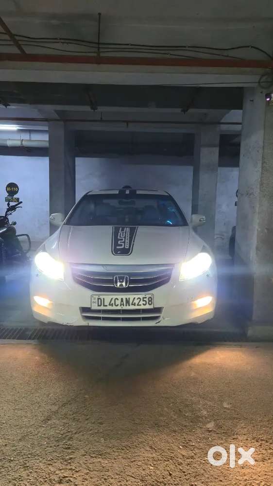 Honda Accord 2.4 At 2011 Model
