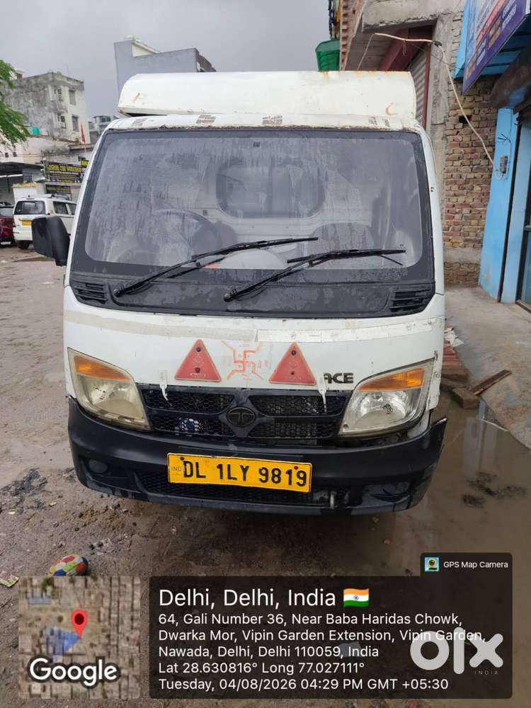 Tata ace chalani hai