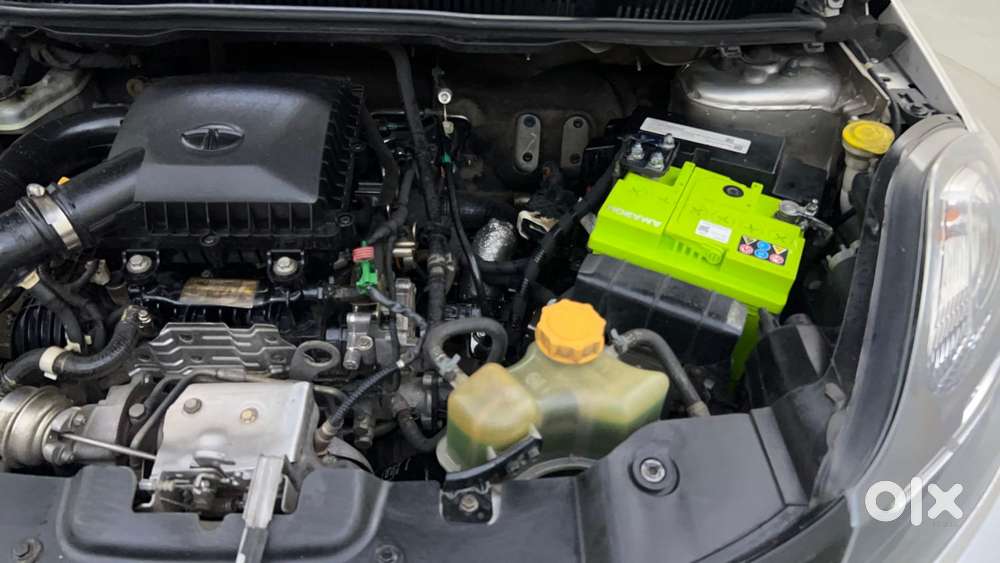 Tata Nexon 1.2 Revotron Xza Plus (l), 2019, Petrol