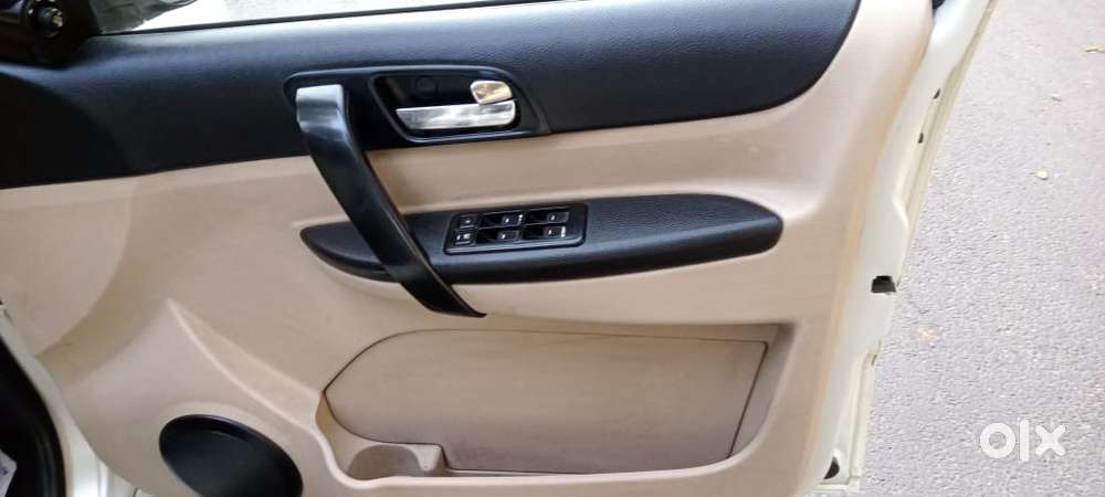 Tata Safari Storme Lx, 2013, Diesel
