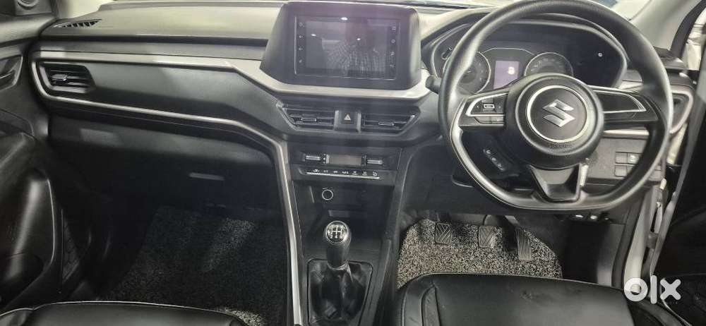 Maruti Suzuki Brezza 1.5 Vxi Smart Hybrid, 2023, Petrol