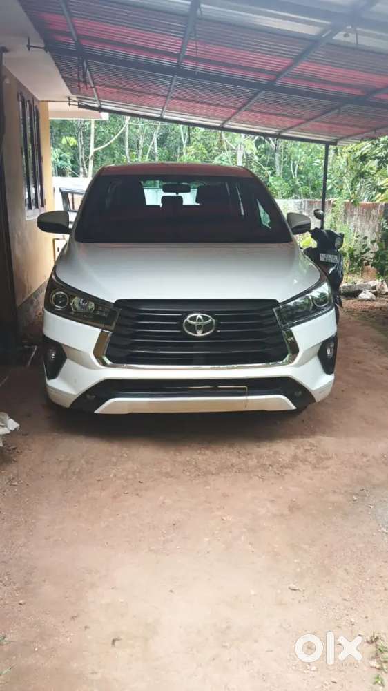 Toyota Innova Crysta 2022 Diesel 77000 Km Driven