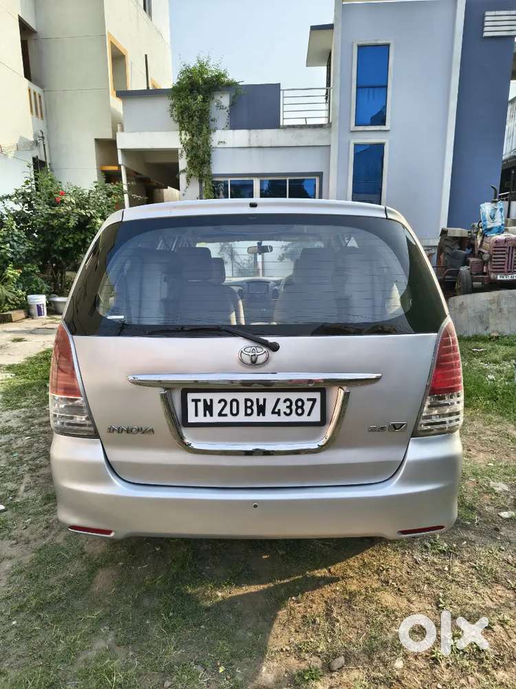 Toyota Innova 1st Owner Diesel