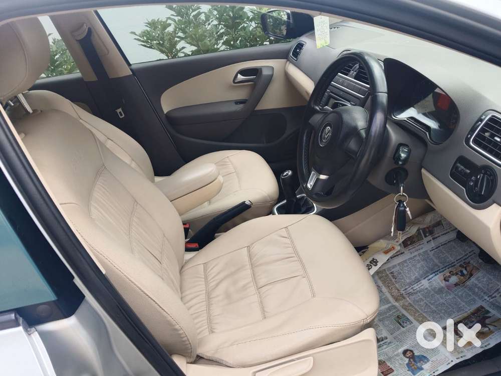 Volkswagen Vento Petrol Highline, 2011, Petrol