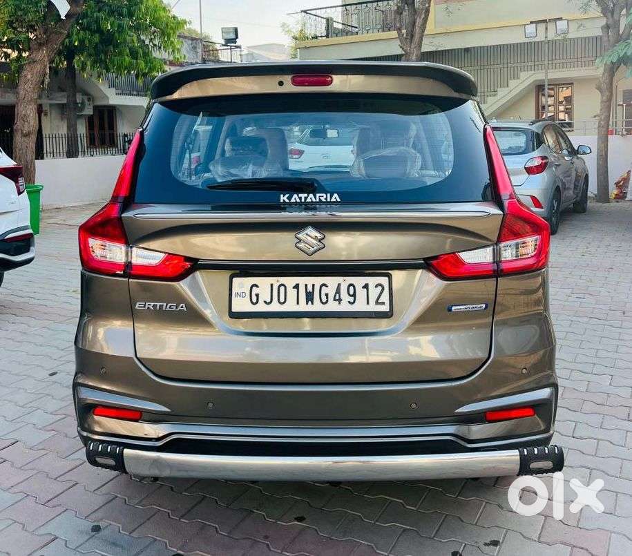 Maruti Suzuki Ertiga Zxi Plus Shvs, 2022, Petrol