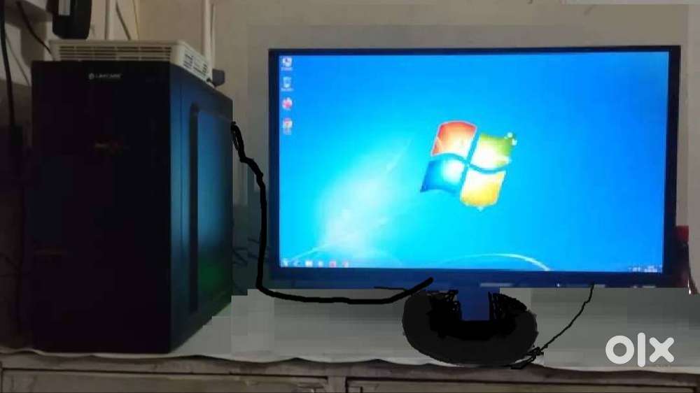 i7DESKTOP WITH 20INCHIMONITOR URGENT SALE