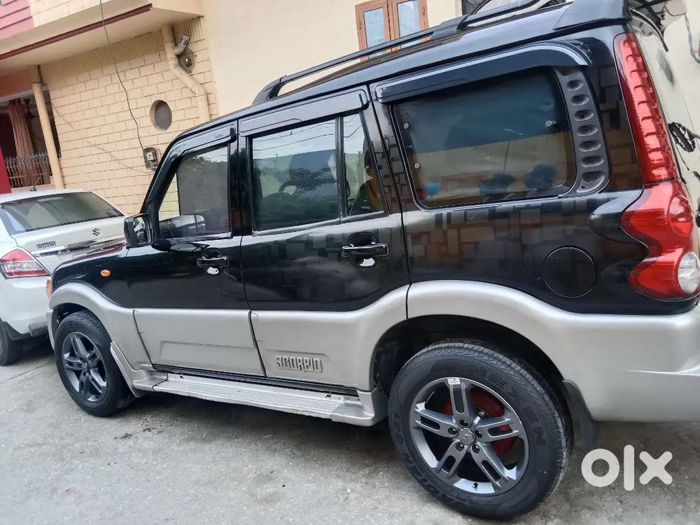 Mahindra Scorpio Classic 2012