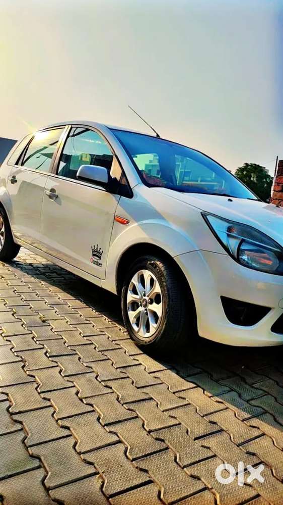 Ford Figo Zxi Diesel 2012 94,300km 2nd Owner Insurance Till May 2027