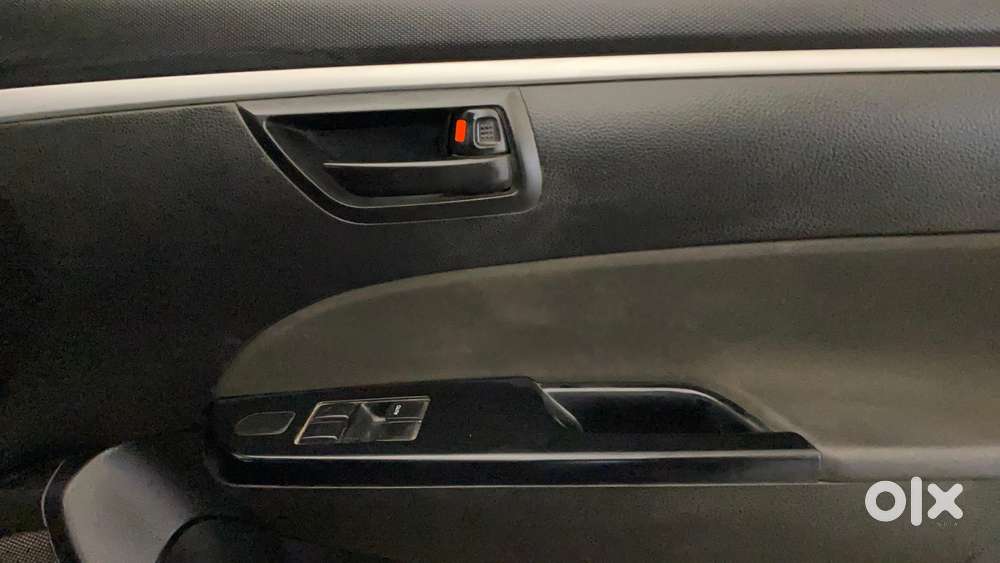 Maruti Suzuki Swift 1.2 Lxi (o), 2017, Petrol